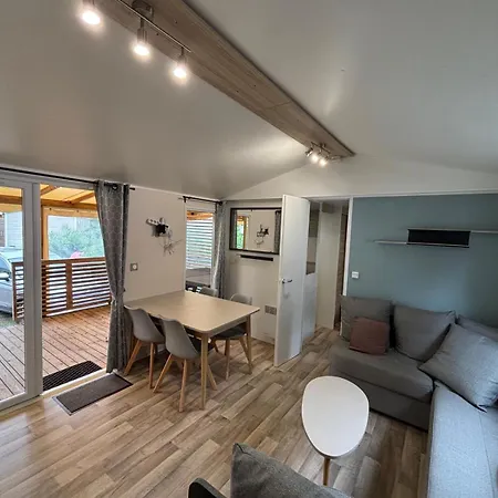 Kompleks wypoczynkowy Mobile-home Les Viviers Cap-ferret 3 40m2 *
